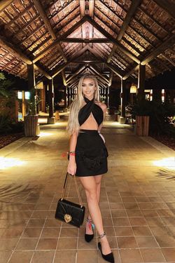 27 y.o. Flavia from Curitiba, Brazil - ID 882609