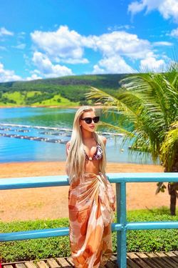 27 y.o. Flavia from Curitiba, Brazil - ID 882609