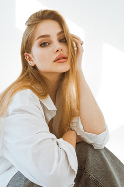 21 y.o. Anna from Kharkiv, Ukraine - ID 889501