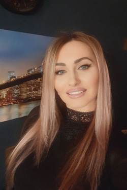 42 y.o. Olena from Poltava, Ukraine - ID 912498
