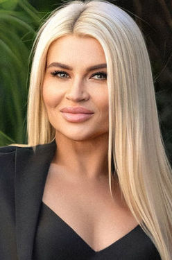 48 y.o. Halyna from Kharkiv, Ukraine - ID 922337