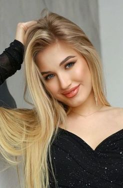 24 y.o. Olga from Kyiv, Ukraine - ID 822573